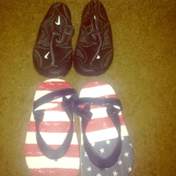 Nike slides