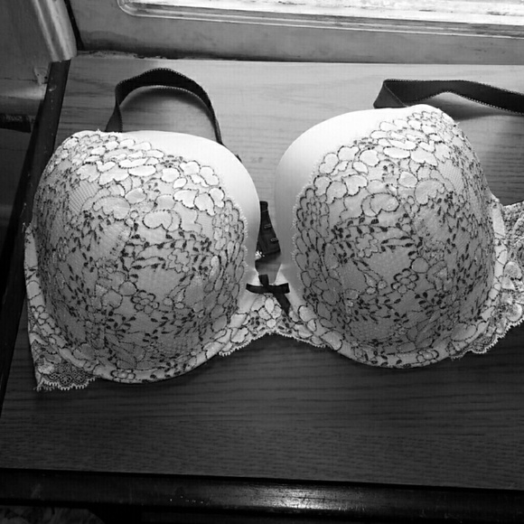 Victoria's Secret Bra 38DD