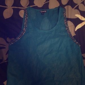 Tank top size small