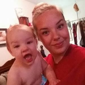 Meet your Posher, Kayla