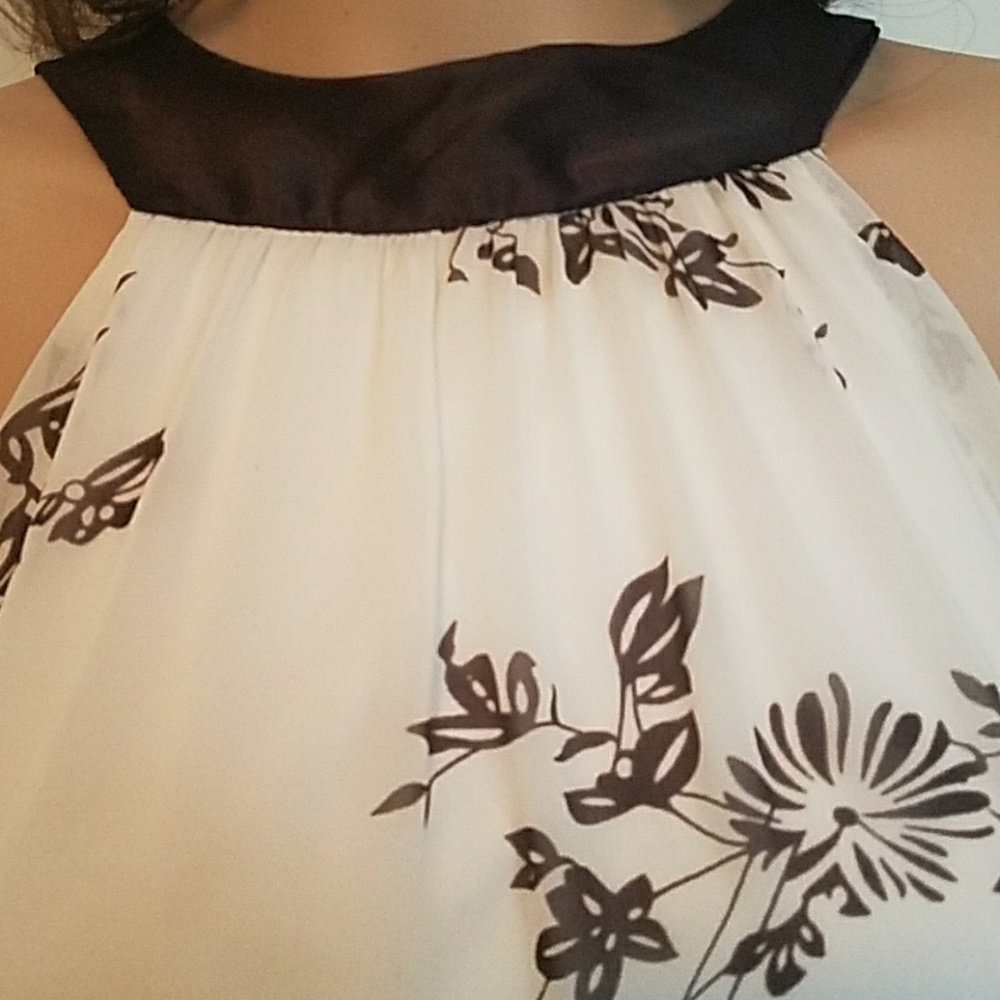 Dress - Picture 4 of 7