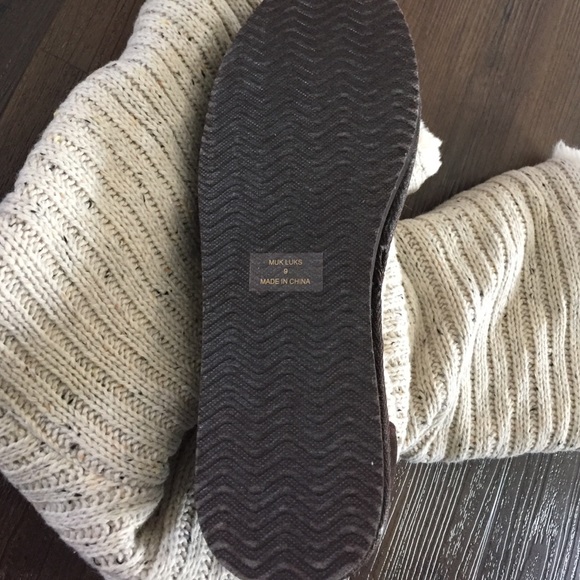 ‼️ SOLD‼️MUK LUKS - Picture 2 of 4