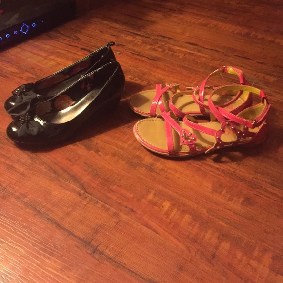 Kids shoes black ones new