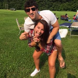 Meet your Posher, Amanda