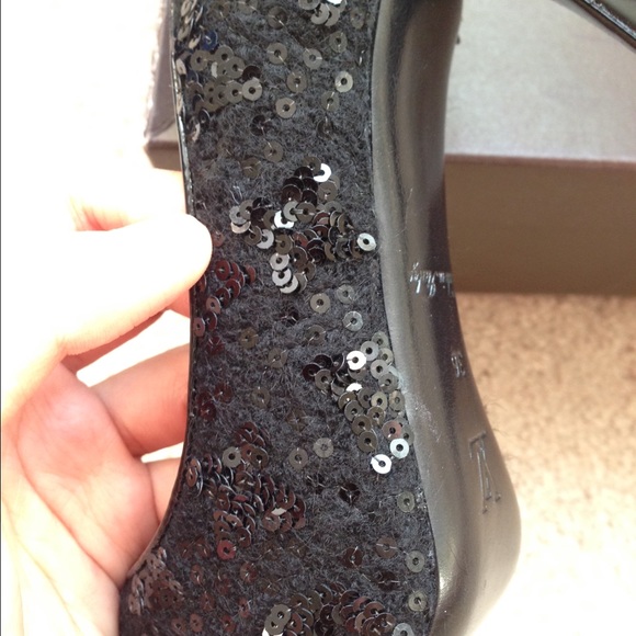 Louis Vuitton Open-toe Pump - Picture 4 of 4