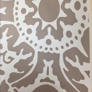 Meet your Posher, Leticia