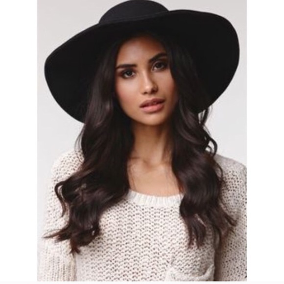 Black wool sun hat