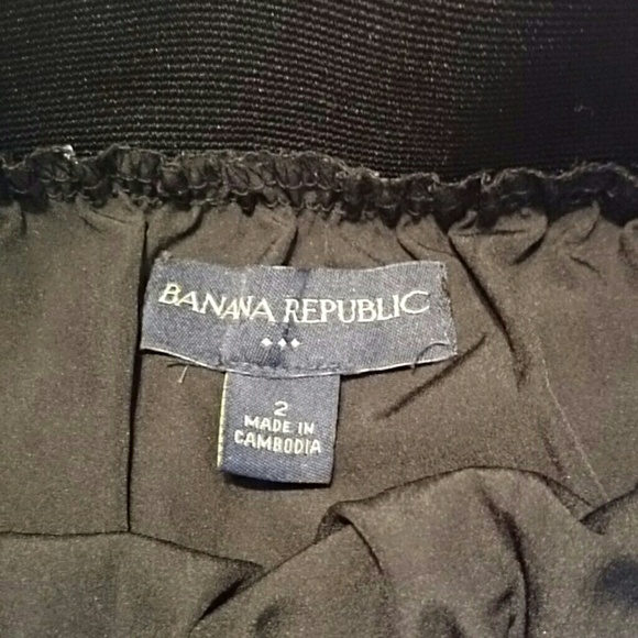 Unique Skirt - Picture 2 of 2