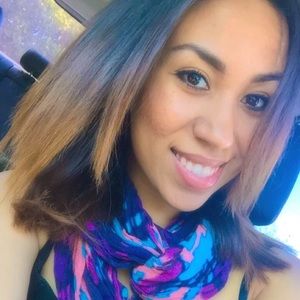 Meet your Posher, Nayely