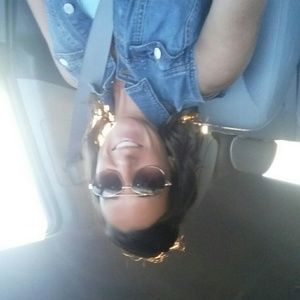 Meet your Posher, Kristin