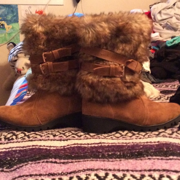 Faux fur winter boots - Picture 4 of 4