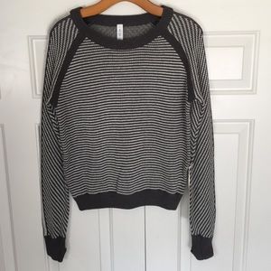 Lululemon Devi Crew Sweater Sz 4 Grey Stripe