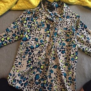 Button up  collard shirt