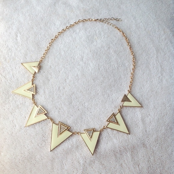 Gold & Ivory Fashion Necklace