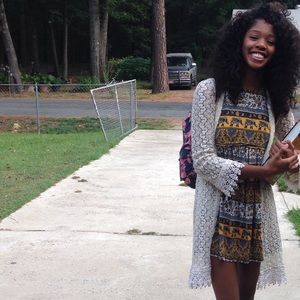 Meet your Posher, Lela