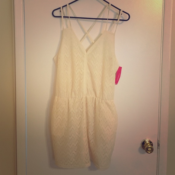 Beige romper