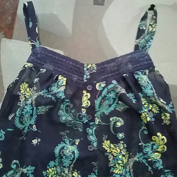 top flowers - Picture 3 of 3