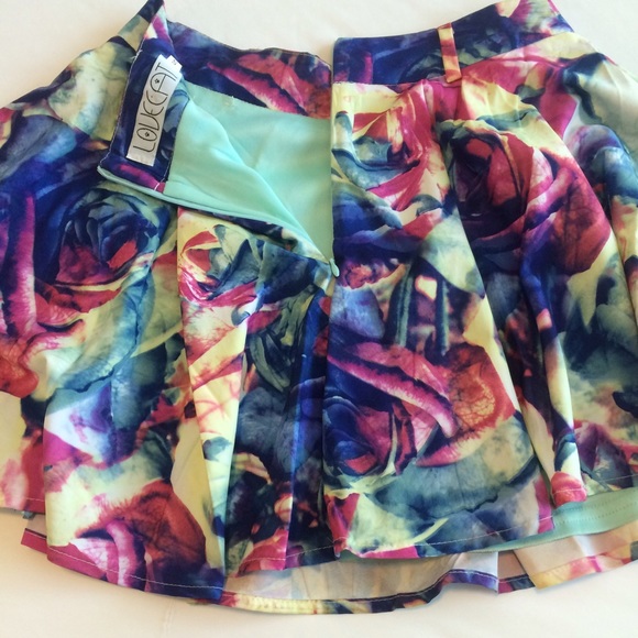 Tobi Floral Skater Skirt - Picture 3 of 3