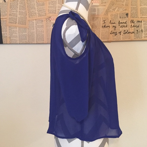 Mind Code Blouse - Picture 2 of 4