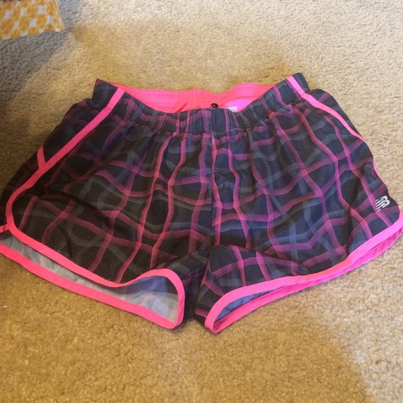 Women's sz small new balance running shorts