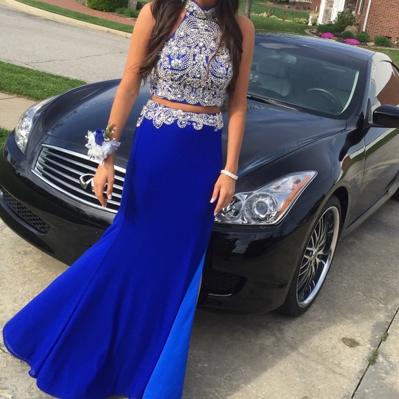 Jovani Dresses & Skirts - Size 2 Jovani 2 piece prom dress