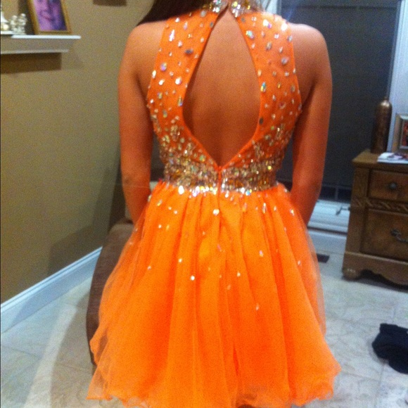 Size 4 prom dress for sale!