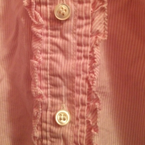 Pink ruffle blouse - Picture 2 of 2