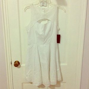 NWT Guess white embroidered dress