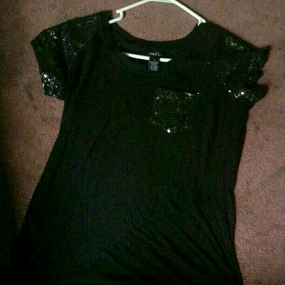 Rue21 top