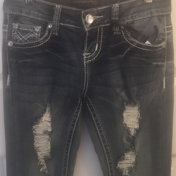 Jeans - Picture 2 of 4
