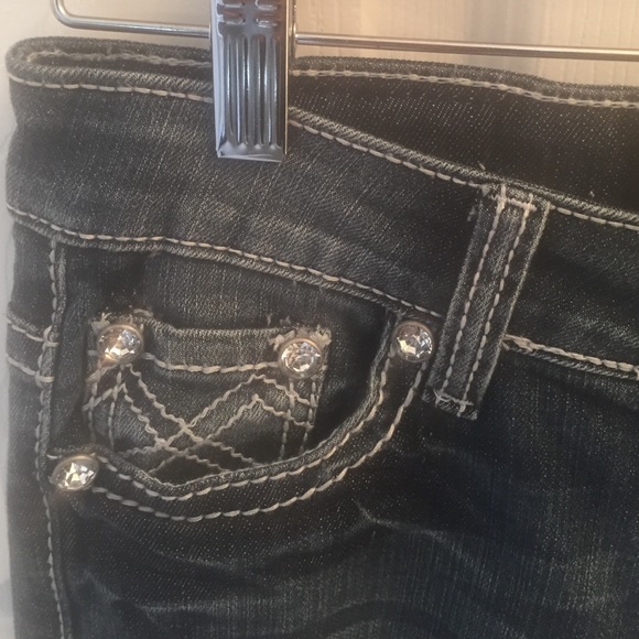 Jeans - Picture 3 of 4