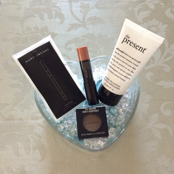 (BRAND NEW) Mix Items (ALL YOURS FOR ONE PRICE) - Picture 1 of 4