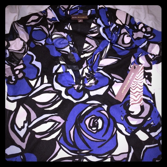Dana Bachman top
