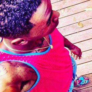 Meet your Posher, Omari