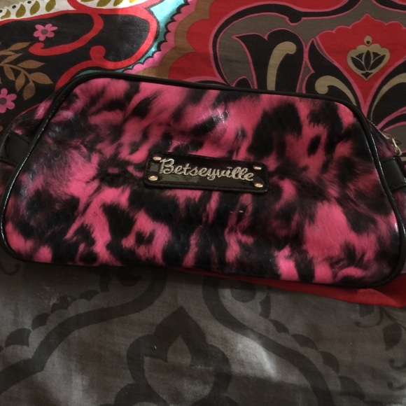 Bestyville make up bag