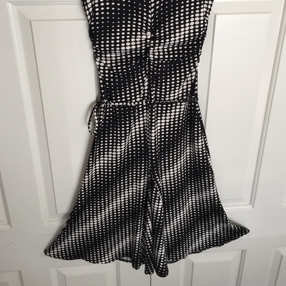 Bebe Dress - Picture 4 of 4