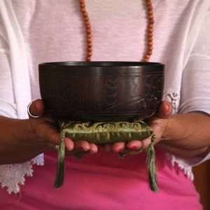 Meet your Posher, Kendra