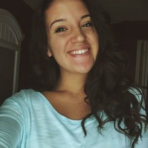 Meet your Posher, Ariana