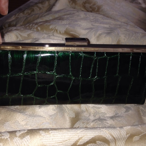 Green clutch wallet
