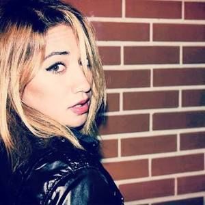 Meet your Posher, Raquel