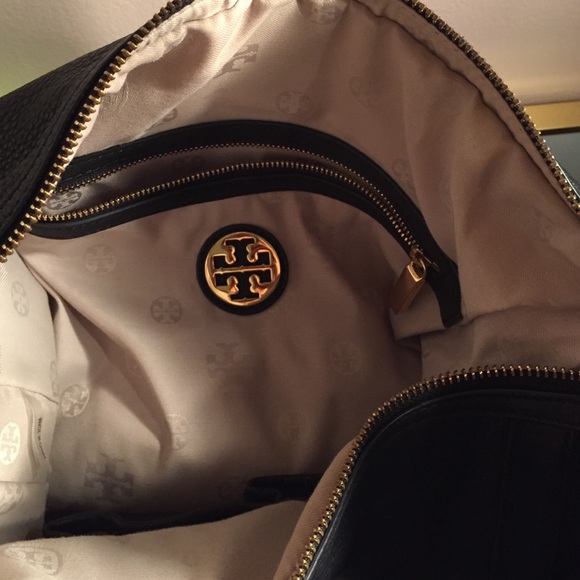 Tory burch black hobo - Picture 2 of 4