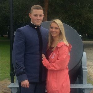 Meet your Posher, Chloe