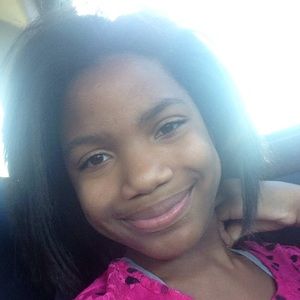 Meet your Posher, Isaaca