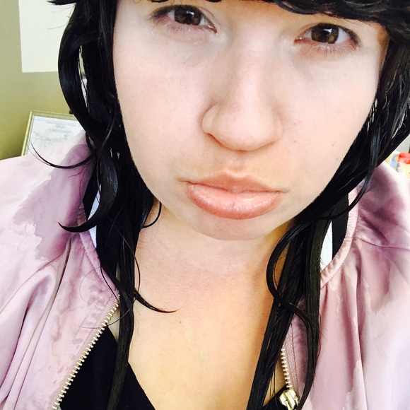 Meet your Posher, Monica - Picture 3 of 4