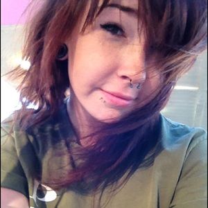 Meet your Posher, Alyssa