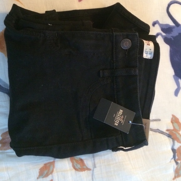 Black jeans from Hollister (size 7-short) - Picture 4 of 4