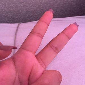 Meet your Posher, Aline