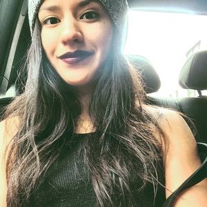 Meet your Posher, Gabriela