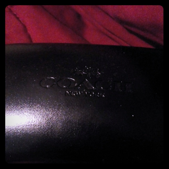 Coach sun glasses