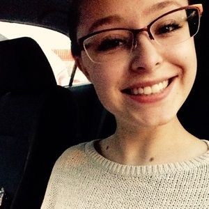 Meet your Posher, Melanie